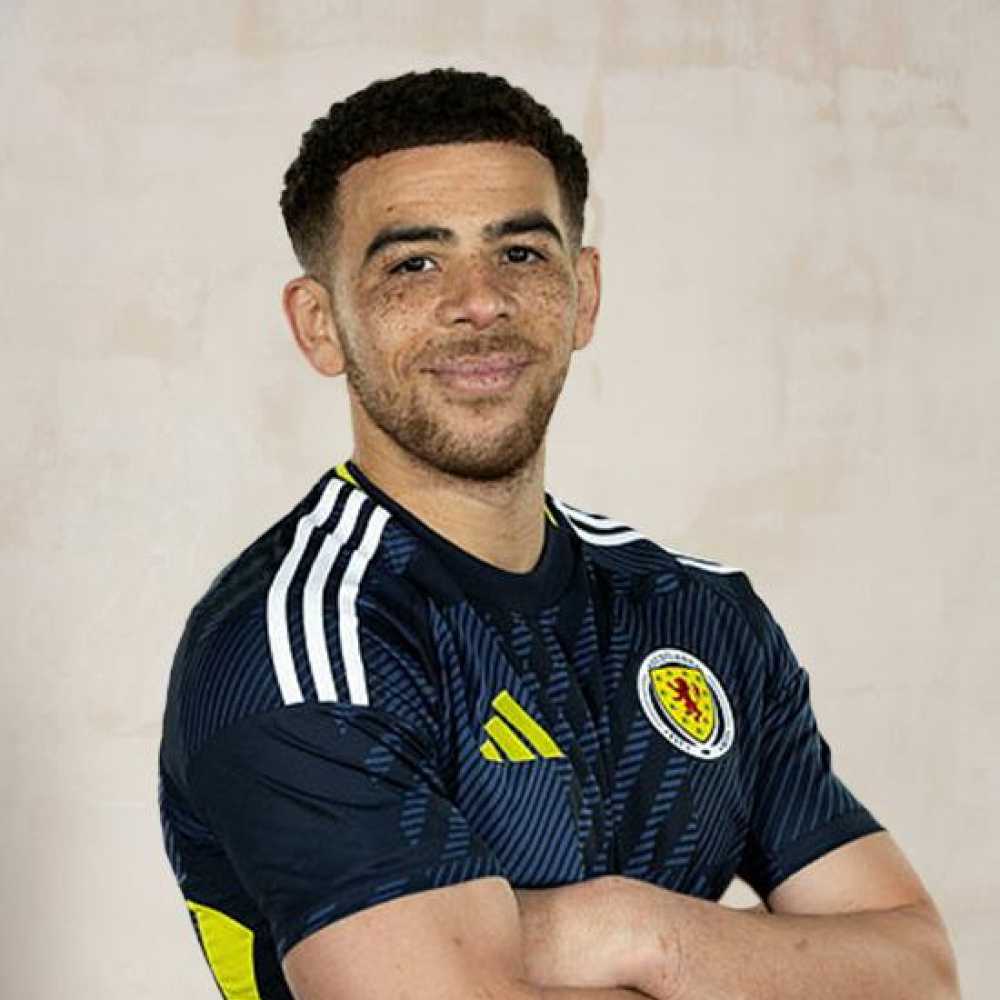 Che Adams
